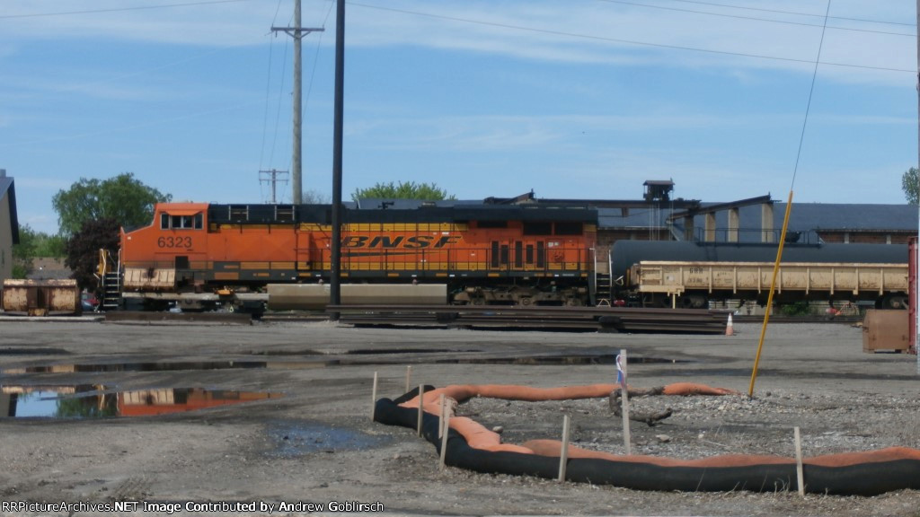 BNSF 6323